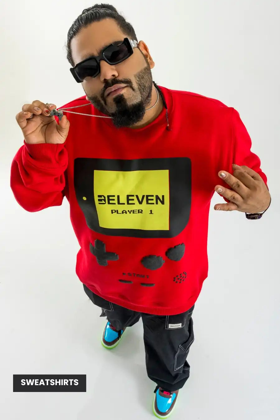 SWEATSHIRTS & HOODIES